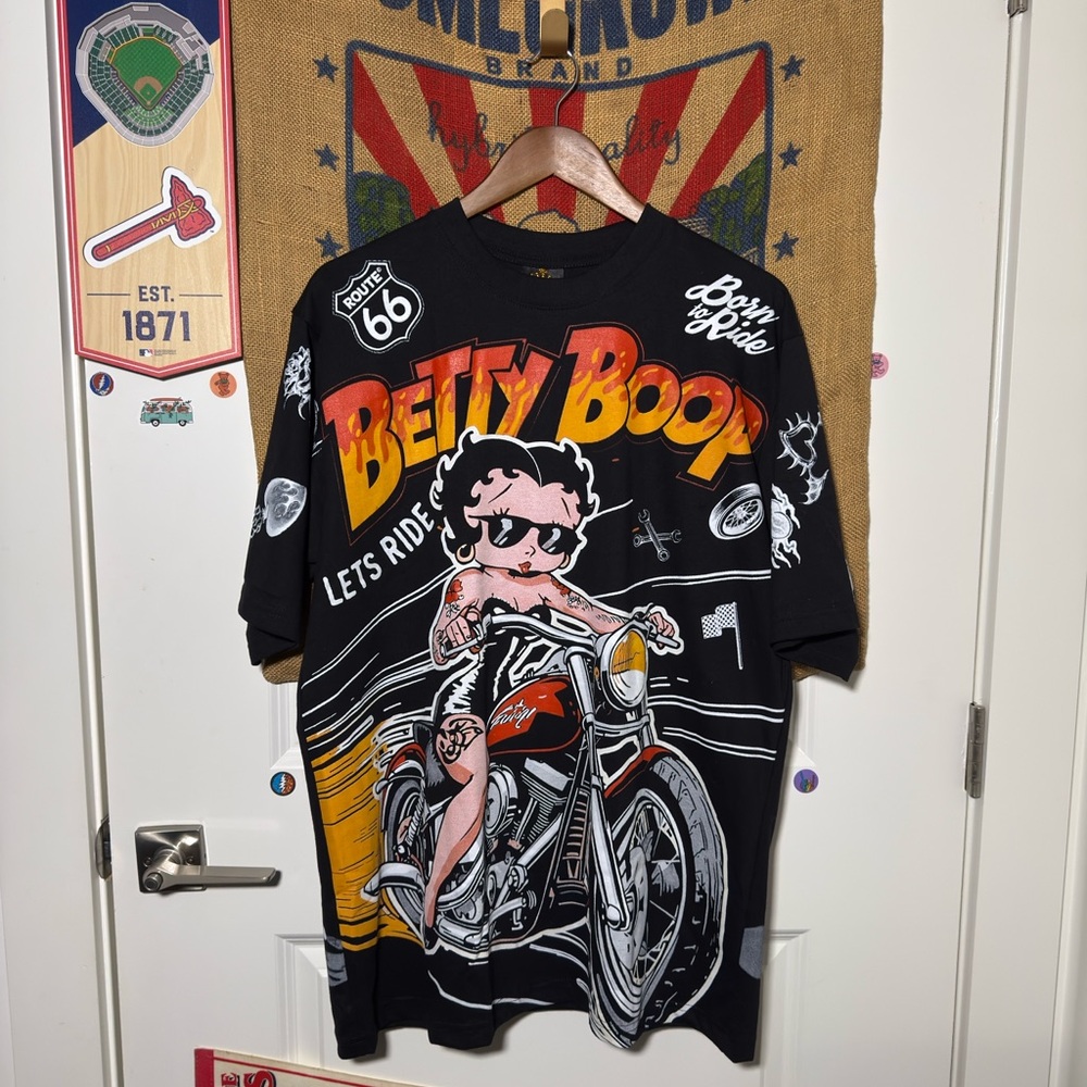 Modern 2022 BETTY BOOP Biker “Born to Ride” Limited Edition AOP (XL)